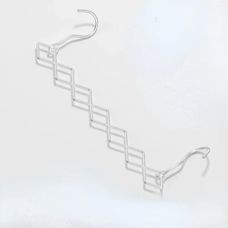 Cabides Mágicos Dobráveis para Economia de Espaço