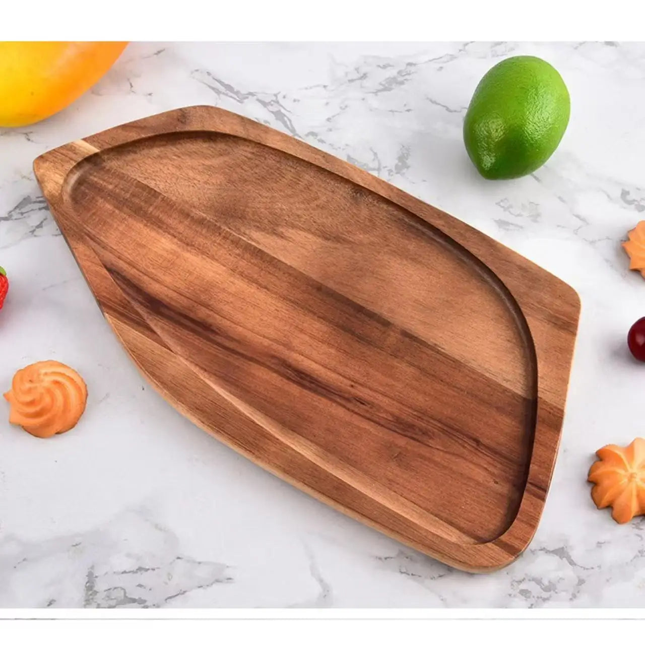 Uma bandeja de madeira exclusiva, prato de frutas, prato de sobremesa de madeira, bandeja de madeira para lanche de café e leite, prato de bolo, prato de queijo, chá de madeira pla